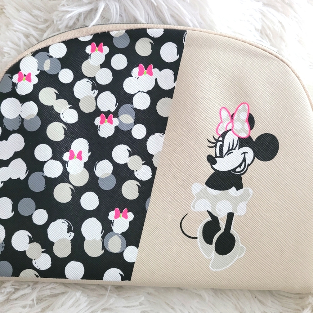 Danielle Nicole Disney Minnie Cosmetic Bag - image 2